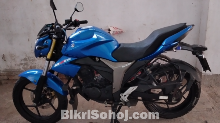 Suzuki Gixxer Monotone